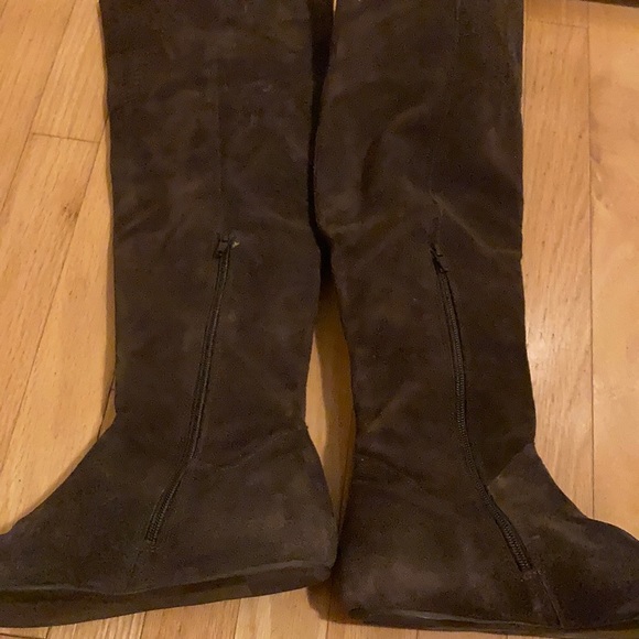 Like NEW B2 brown suede boots 38 - Picture 2 of 5